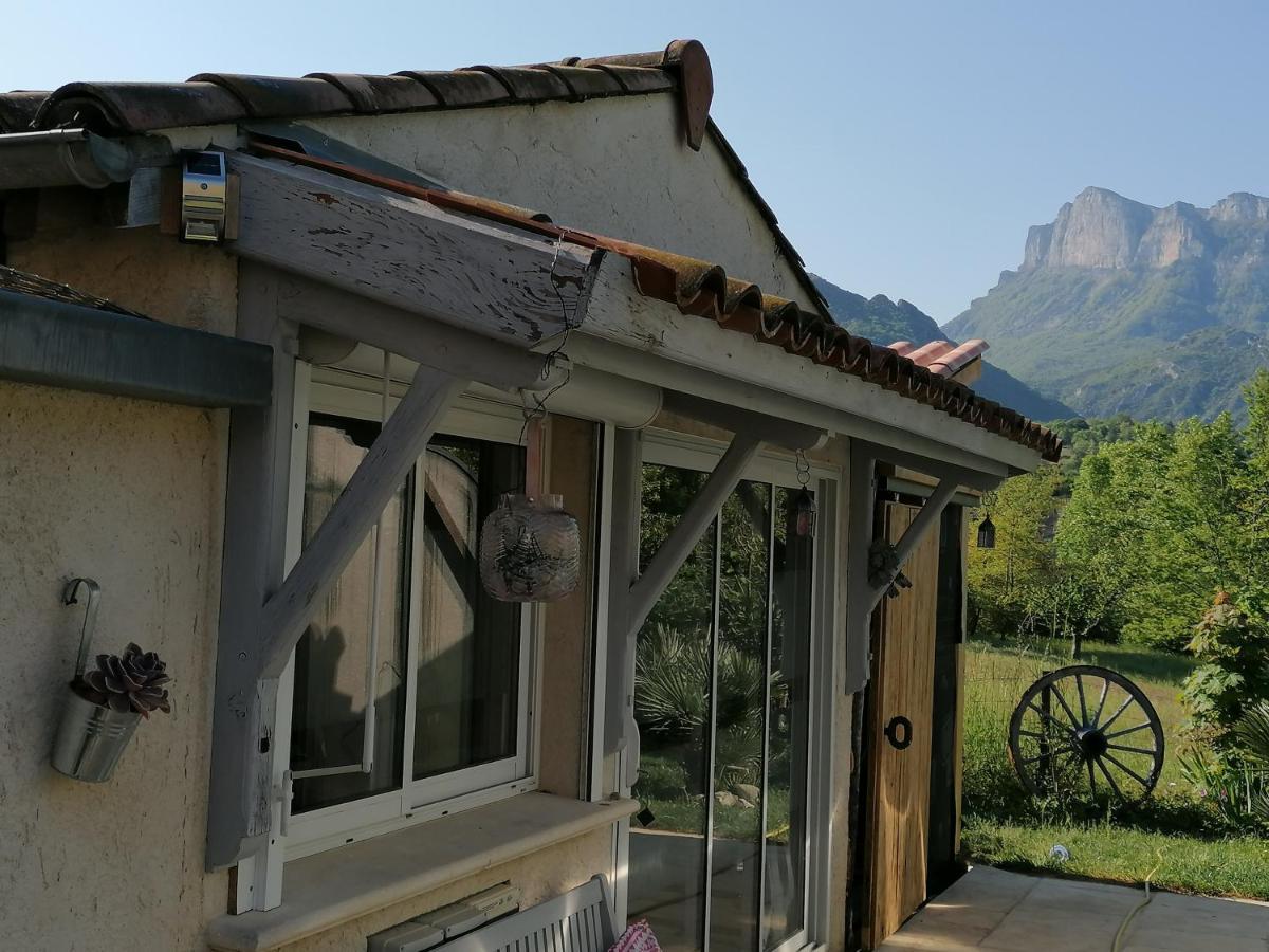 Chambre avec jacuzzi privatif le pêcher Saillans  Exterior foto